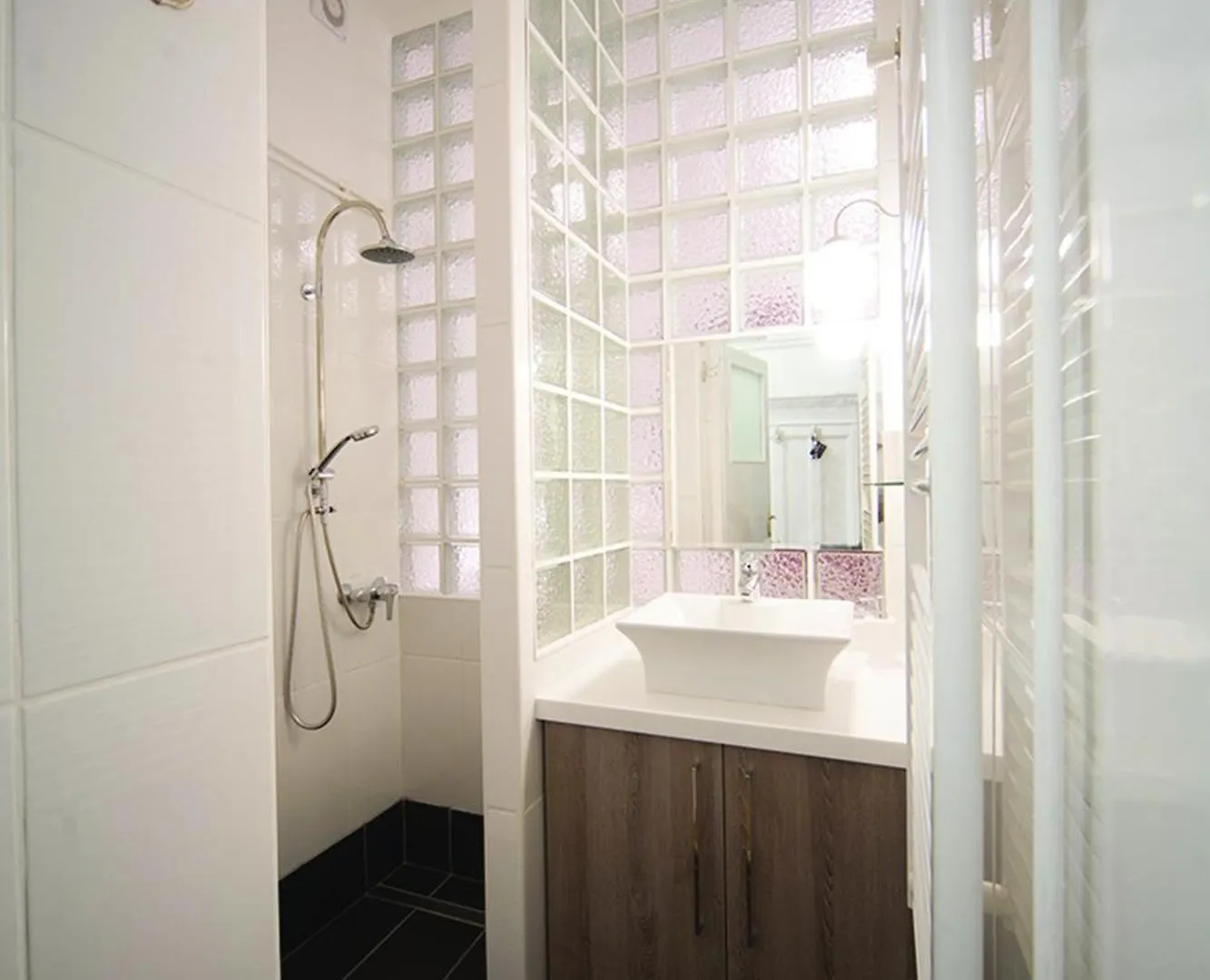 Judy And Sandor Apartmen Budapest Apartment